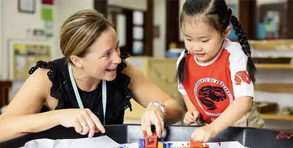 Cách giúp con yêu thích việc học mà không ép buộc