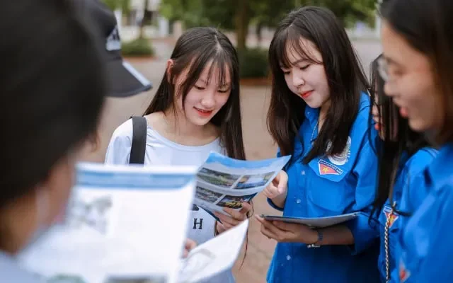 Mở rộng hiểu biết về thế giới nghề nghiệp đa dạng