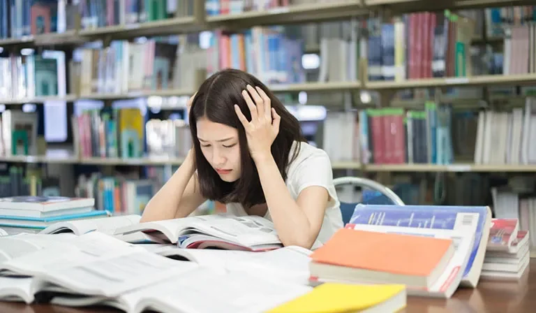 Thực trạng áp lực học tập của học sinh Việt Nam